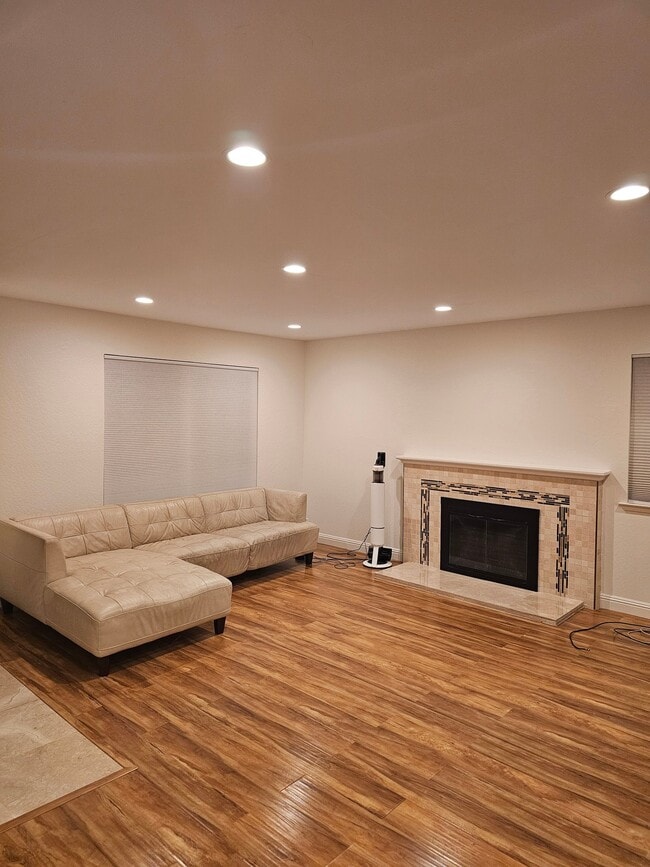 property at 419 Curie Dr