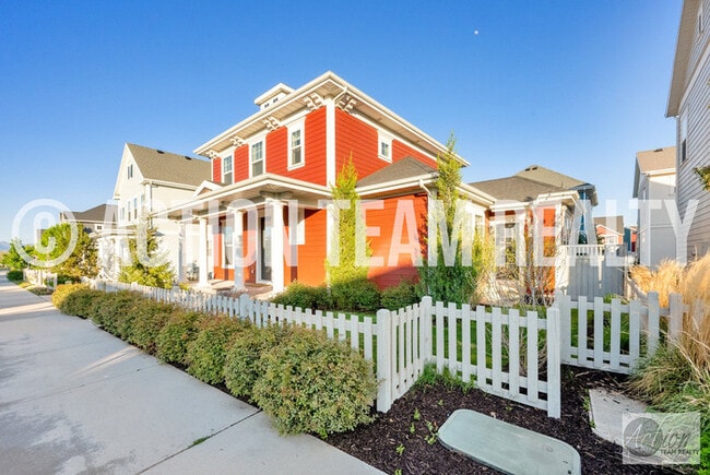 5171 W Dock St in South Jordan, UT - Building Photo - Building Photo