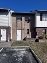 8945 Cochise Ln in Port Richey, FL - Building Photo