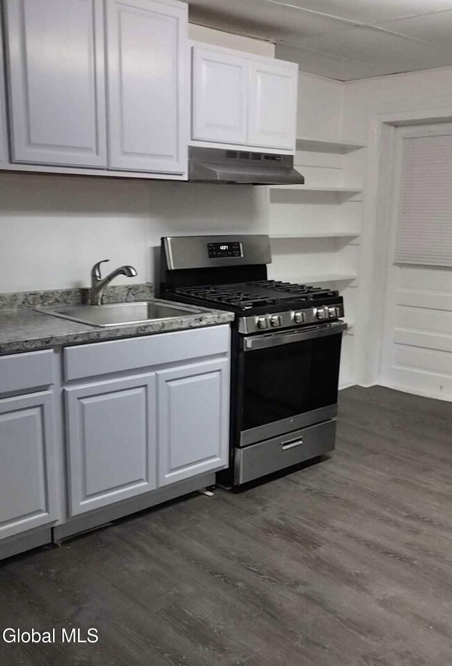 50 Ontario St in Albany, NY - Building Photo - Building Photo