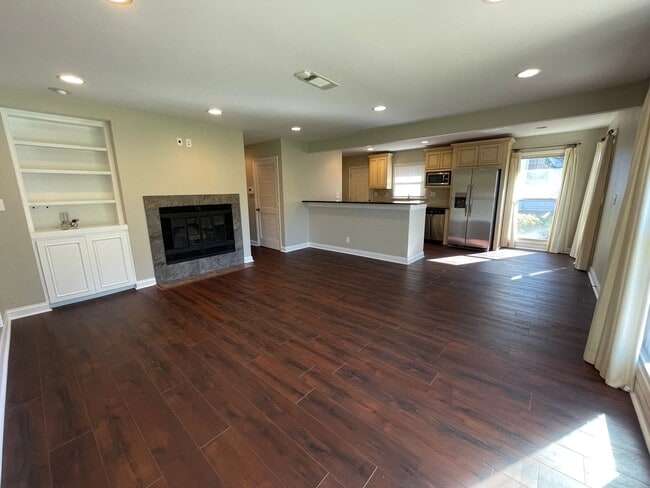 2383 Clarendon Ave in Louisville, KY - Building Photo - Building Photo