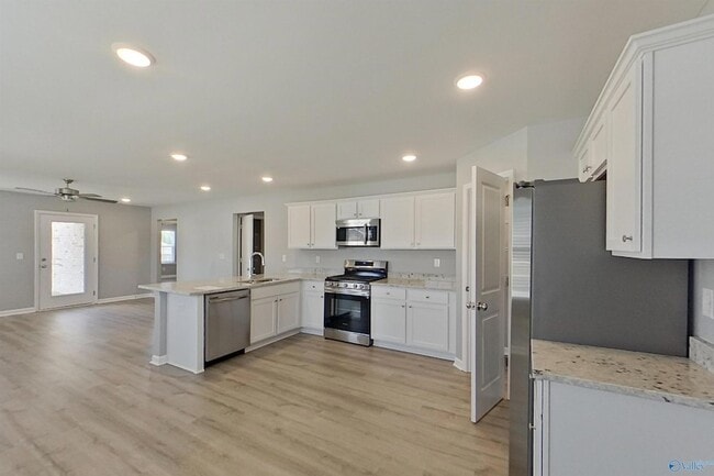 101 Denise Dr in Prattville, AL - Foto de edificio - Building Photo