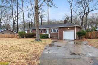 5712 Oak Terrace Dr, Unit 50-207 in Virginia Beach, VA - Building Photo - Building Photo