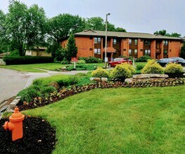 Schrock Park in Columbus, OH - Building Photo - Building Photo