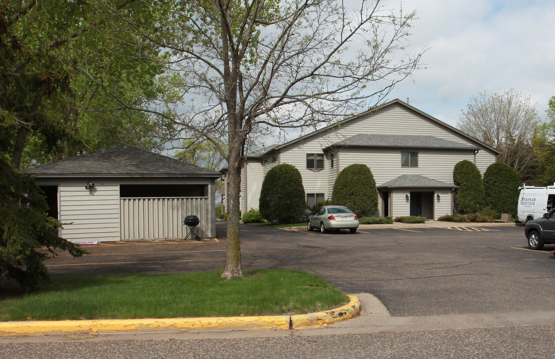 Mount Croix Apartments in Hudson, WI - Building Photo