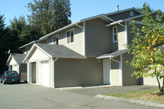 Lakeside Townhomes in Milton, WA - Building Photo - Other