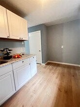 8608 Prairie View Dr in Houston, TX - Building Photo - Building Photo