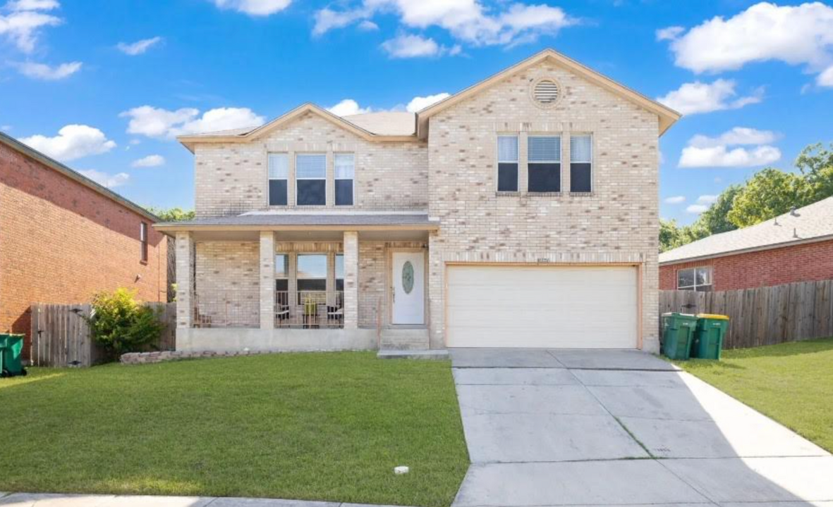 8226 Grimchester-Unit -Unit 1 M in Converse, TX - Foto de edificio