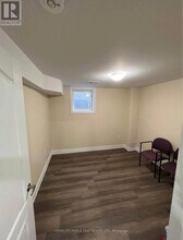 92 Robert Parkinson Dr in Brampton, ON - Building Photo - Building Photo