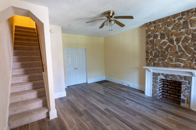 property at 2302 Murray Ave