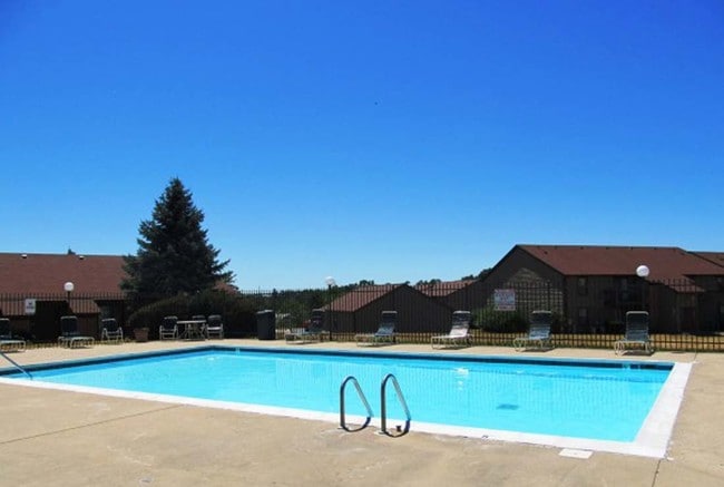 Basswood Apartments in Bloomington, IN - Building Photo - Building Photo