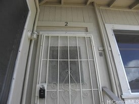 1311 Freeland Pl in Honolulu, HI - Building Photo