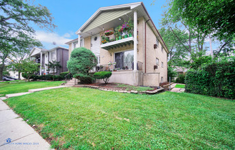 11130 S Columbus Dr in Worth, IL - Building Photo - Building Photo