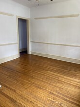 7936 Montgomery Ave, Unit 1st floor in Elkins Park, PA - Building Photo - Building Photo