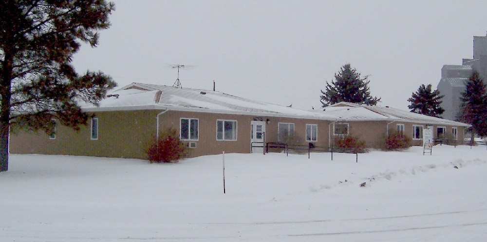 Villa #1 in Upham, ND - Building Photo