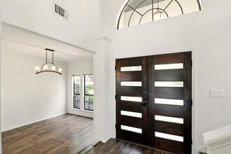2805 Aurora in Horseshoe Bay, TX - Building Photo - Building Photo