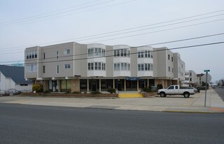 West Building in Sea Isle City, NJ - Building Photo