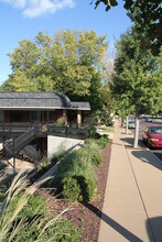 Glen Park Apartments in Webster Groves, MO - Building Photo - Building Photo