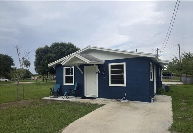 property at 1714 N 17th St