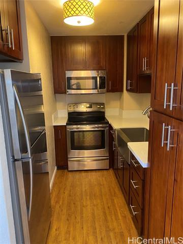 property at 2845 Waialae Ave