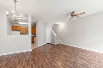340 Gilman Ln in Raleigh, NC - Building Photo - Building Photo
