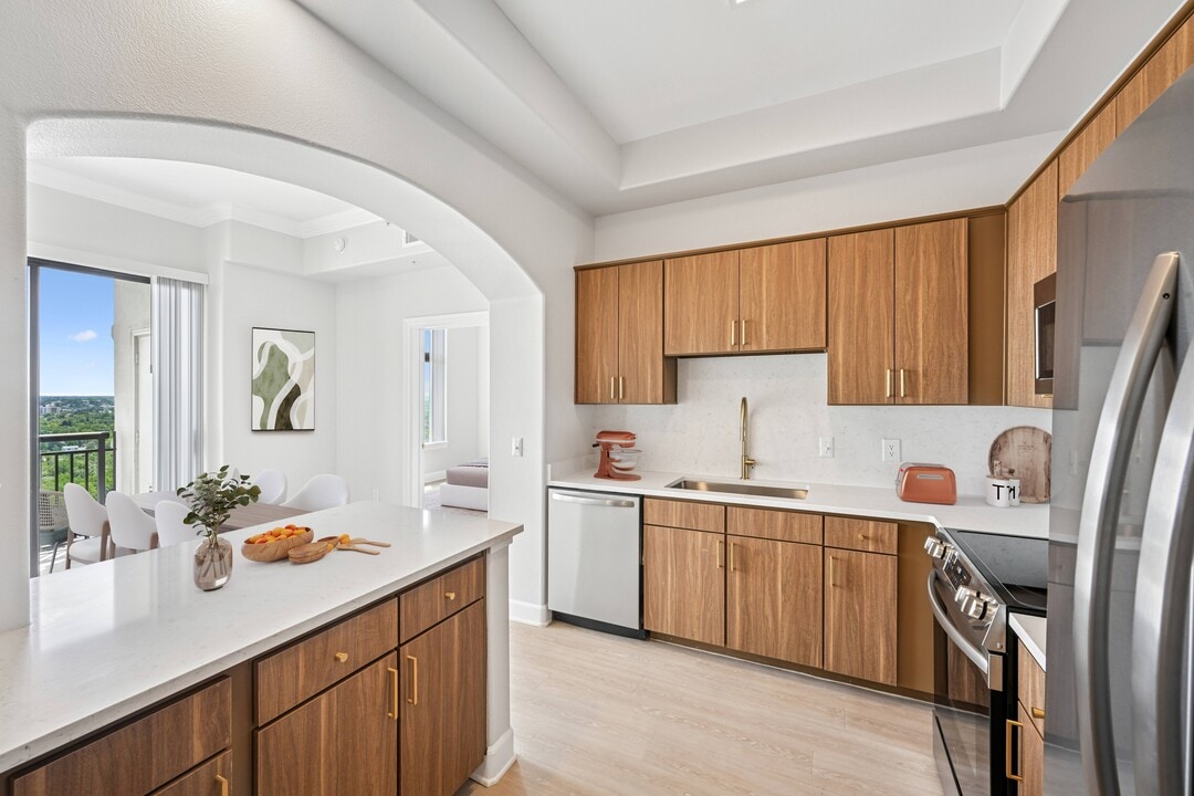 4550 Cherry Creek in Glendale, CO - Building Photo