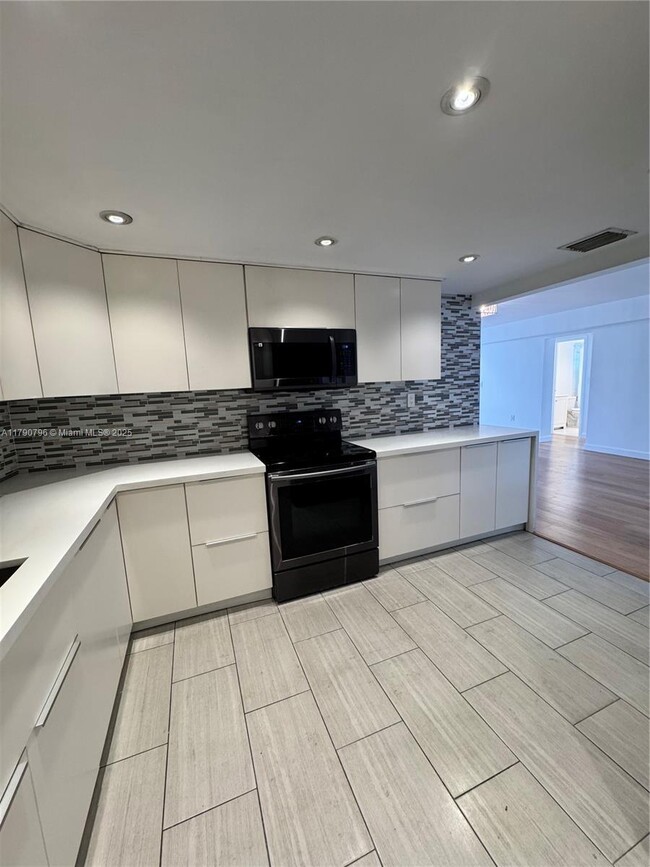 property at 1470 NE 125th Ter