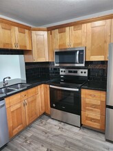 1228 S Military Trail, Unit 2121 in Deerfield Beach, FL - Foto de edificio - Building Photo