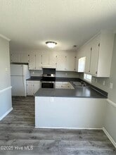 890 Spring Forest Rd in Greenville, NC - Building Photo - Building Photo