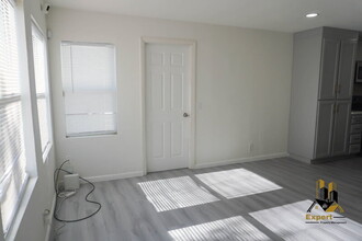3928 Elm St in Sacramento, CA - Building Photo - Building Photo