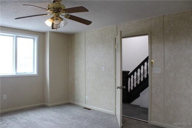 211 Division St in North Tonawanda, NY - Building Photo - Building Photo