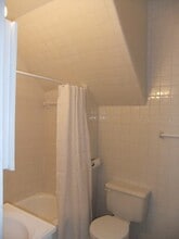 7 Fairfax Rd in Milton, MA - Building Photo - Building Photo