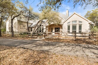 25815 Ralph Fair Rd in Boerne, TX - Building Photo - Building Photo