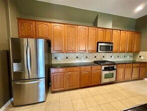 10294 Boyton Canyon Rd in Frisco, TX - Foto de edificio - Building Photo