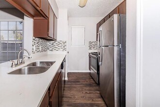 8301 Boat Club Rd, Unit 312 in Fort Worth, TX - Building Photo - Building Photo