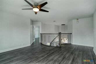 10205 Open Gate Dr in Austin, TX - Building Photo - Building Photo