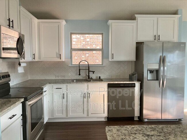 107 Arborside Dr in Waxahachie, TX - Building Photo - Building Photo