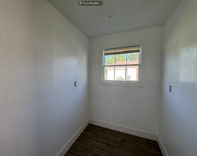1203 W 6th St in Freeport, TX - Building Photo - Building Photo