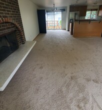 14624 125th Ave NE in Woodinville, WA - Building Photo - Building Photo