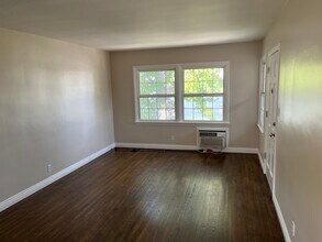 5057 Cahuenga Blvd, Unit 5059.5 Cahuenga Blvd in North Hollywood, CA - Building Photo - Building Photo