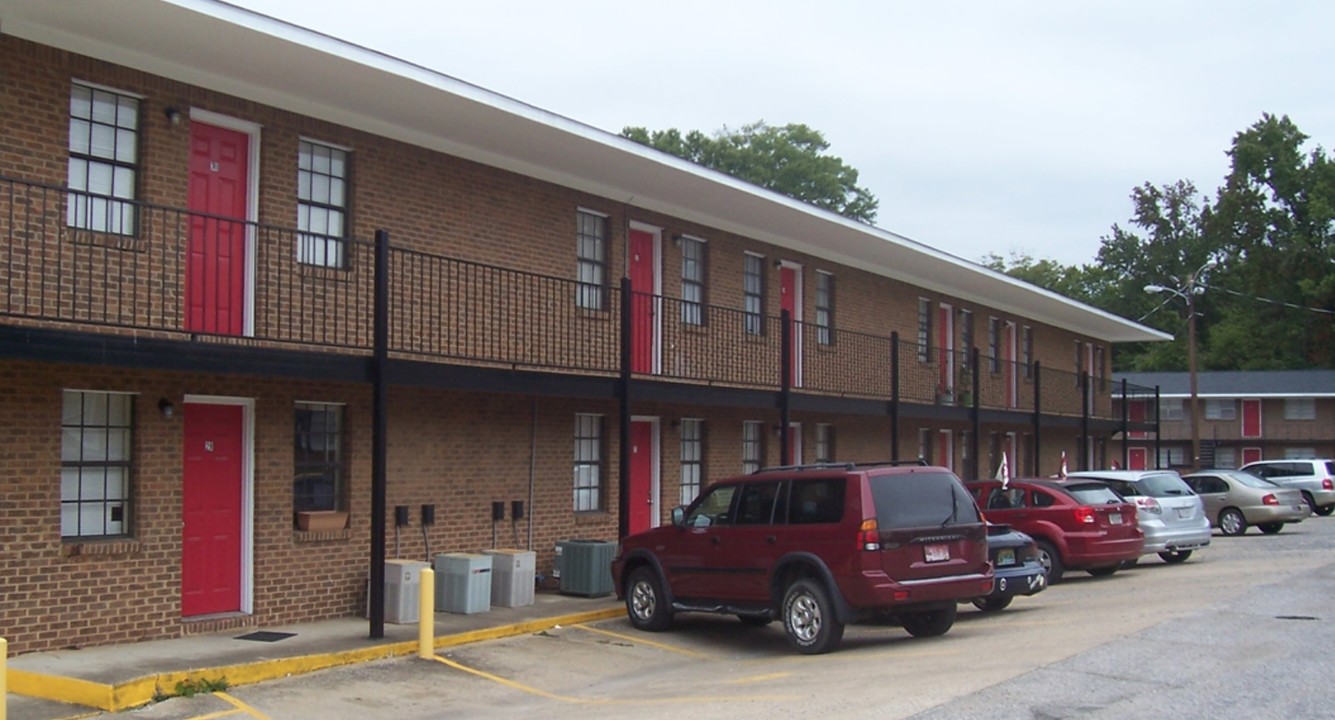 Winn Place III in Jacksonville, AL - Building Photo