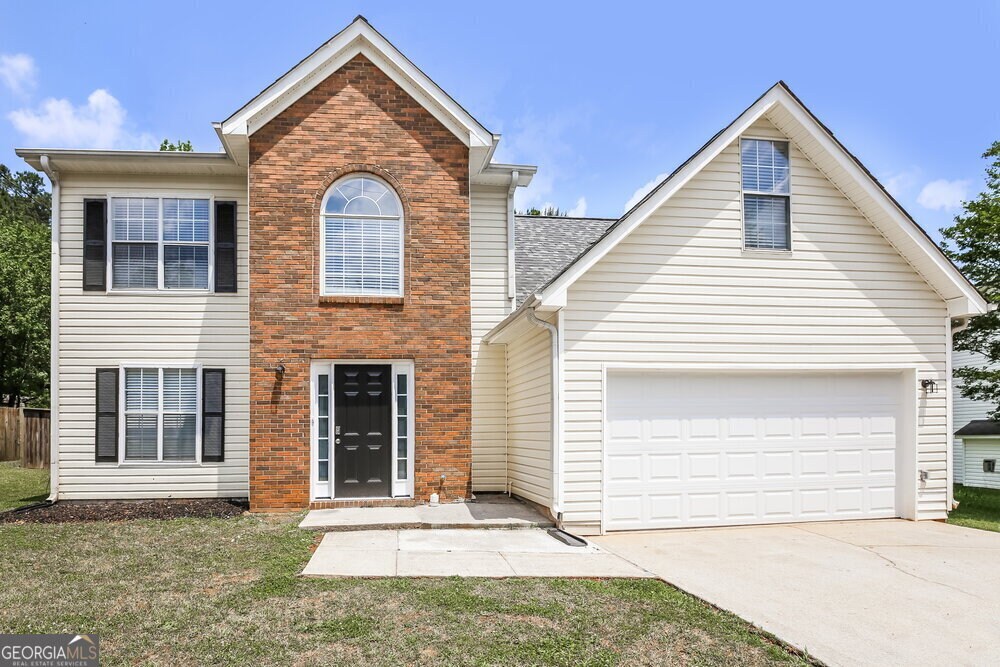 6336 Pawleys Isle in Lithonia, GA - Building Photo
