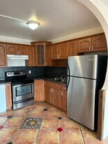 1300 NE Miami Gardens Dr in North Miami Beach, FL - Building Photo