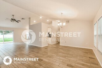 301 Medina Ct in Kissimmee, FL - Building Photo - Building Photo