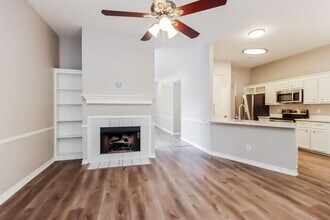 4018 Hunnington Dr in Conroe, TX - Building Photo - Building Photo