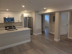 329 Summit Ave in Boston, MA - Building Photo