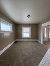 907 Maryland Ave SW in Canton, OH - Building Photo - Building Photo