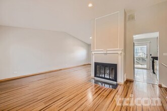 4440 Trailside Ct in Hoffman Estates, IL - Foto de edificio - Building Photo