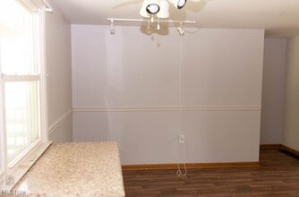 1330 James Cir in Zanesville, OH - Building Photo - Building Photo