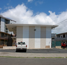 94-121 Pupukahi St in Waipahu, HI - Building Photo - Building Photo